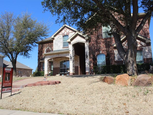 425 Kearsarge St, Desoto, TX 75115