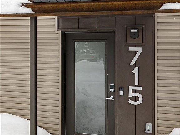 2nd image of 715 Top Rail Ln #B4