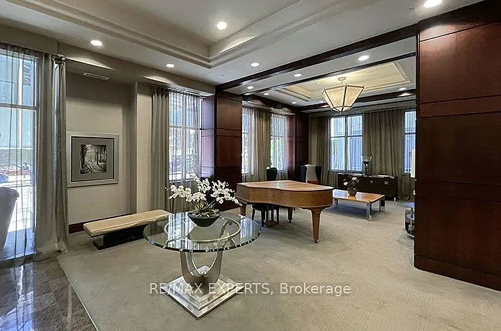 35 Balmuto St #803 — Photo 13