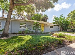 530 Gillespie Ave, Sarasota, FL 34236