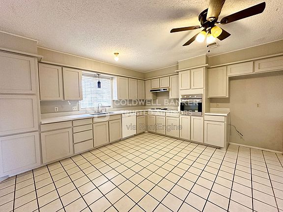 5th image of 7006 Vinton Ave