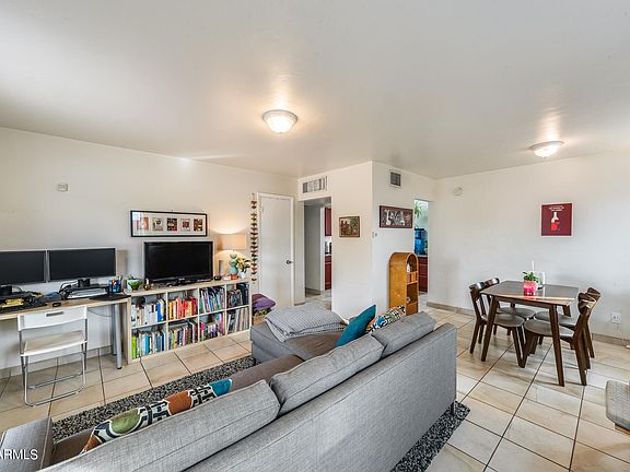 5th image of 1239 E Sunnyslope Ln