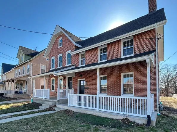 232 S 5th St, Oxford, PA 19363