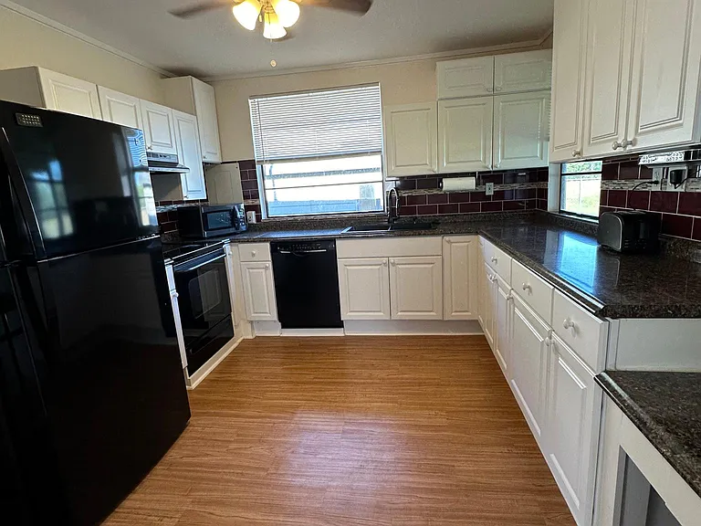 28442 Miller Rd — Photo 13