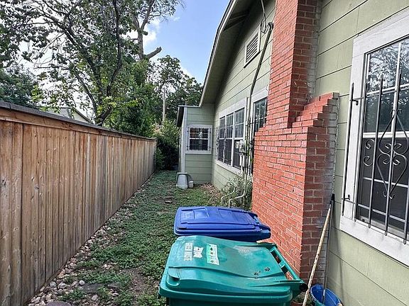 5th image of 2206 W OLMOS DR