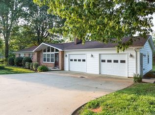8 Park Ave, Granite Falls, NC 28630
