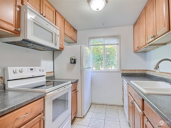 5th image of 1926 SW 318th Place #12b