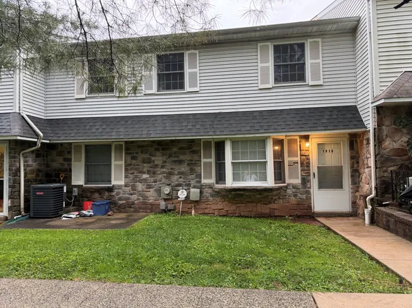 1910 Whitpain Hls #1910, Blue Bell, PA 19422