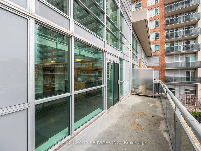 215 Queen St E #211 — Photo 28
