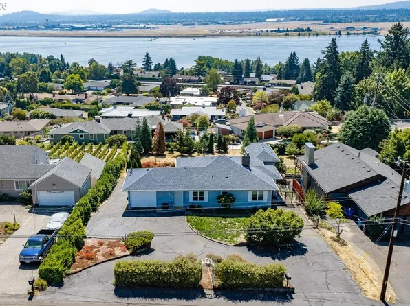 6807 Corregidor Rd, Vancouver, WA 98664