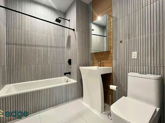 4th image of 1066 Halsey St #1A