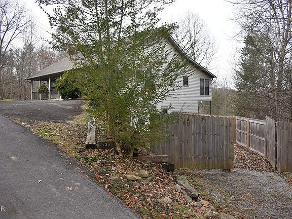 3rd image of 273 Stott Ln