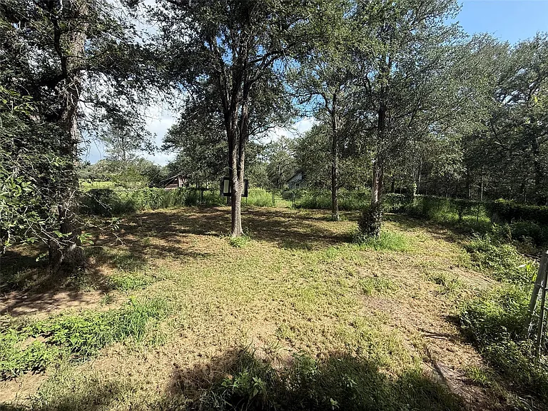 254 Lone Star Rd — Photo 3
