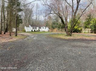 13 Fillmore Dr, Millstone Township, NJ 08510