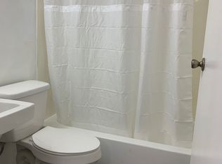 303 Vincennes Ave #3, Oakdale, PA 15071