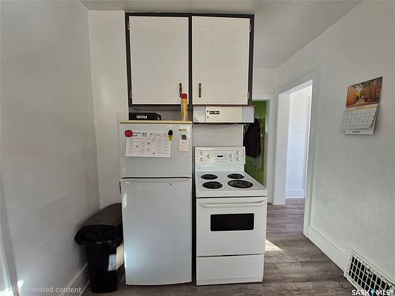 5th image of 133 1st Street W