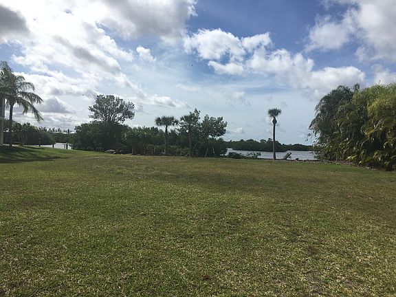 5th image of 24091 Treasure Island Blvd