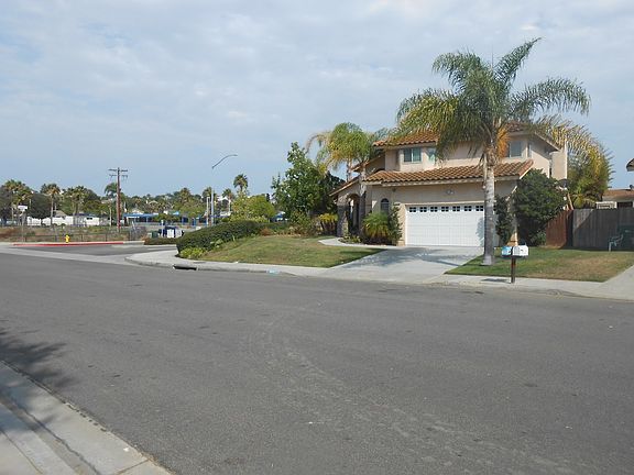 2nd image of 4595 Coronado Dr