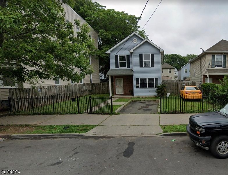 1st image of 430-432 S 17th St