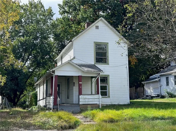 120 W Miller Ave, Akron, OH 44301