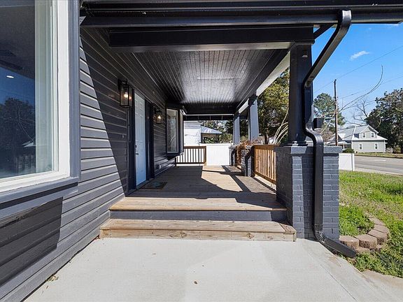 2nd image of 221 Charlotte Ave