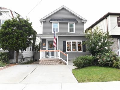 (Undisclosed Address), Jamaica, NY, 11414