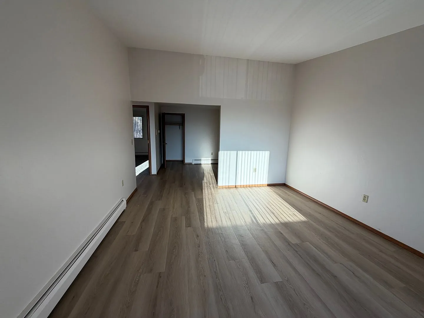 2721 Humboldt Rd — Photo 3