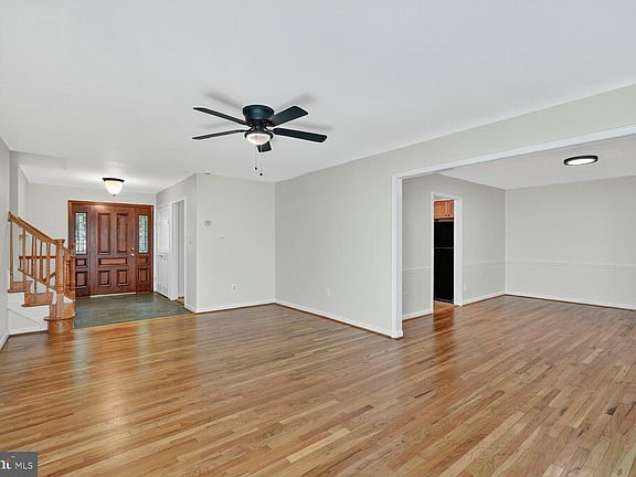 4th image of 4916 Sunflower Dr