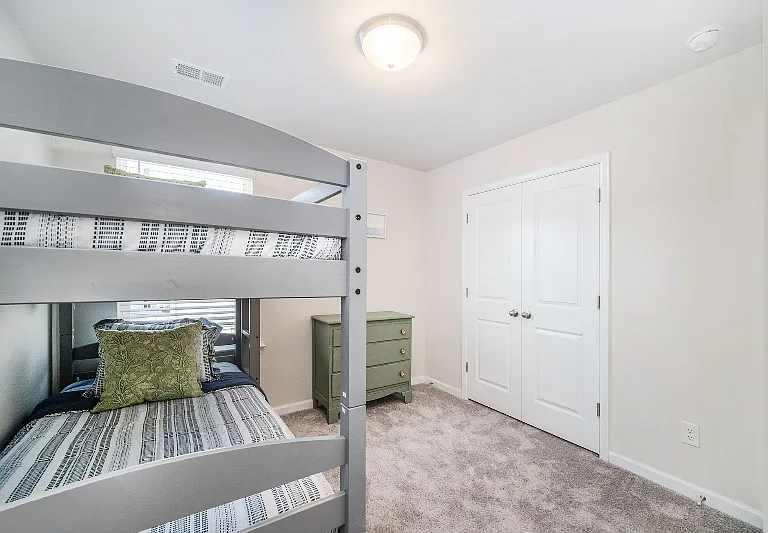 318 Lanyard St — Photo 33