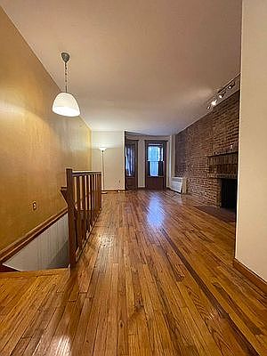 1st image of 140 W 76th St APT A