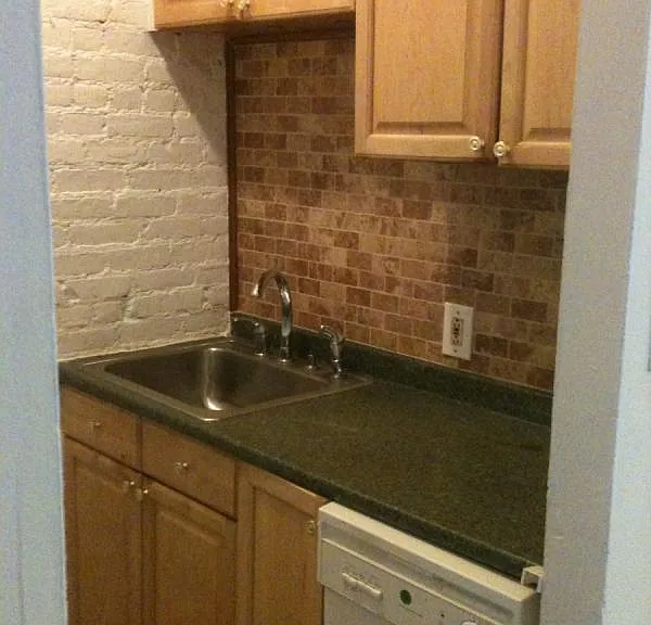 886 Huntington Ave. — Photo 80