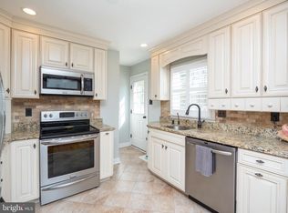 8425 Maryland Rd, Pasadena, MD 21122