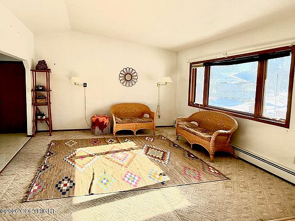 4th image of 6326 S Aurora Dr