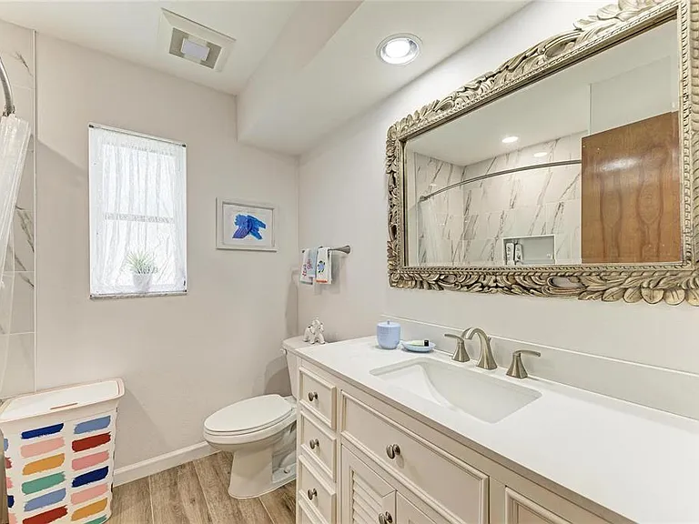 405 Bayside Ln — Photo 44