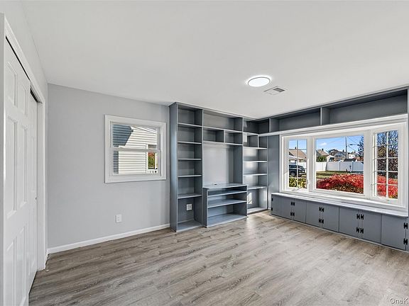 5th image of 244 Water Lane S