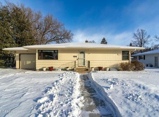 1506 Radisson Rd, Crookston, MN 56716