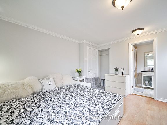 2nd image of 239 Crestwood Rd