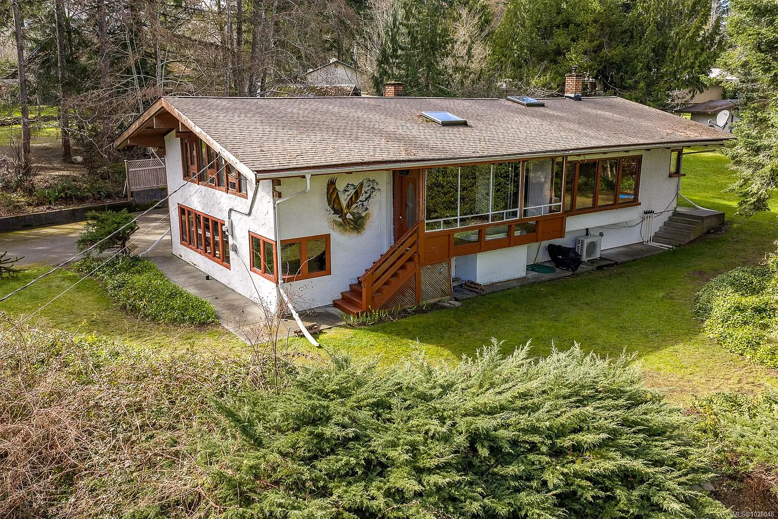 415 Holiday Rd photo 1