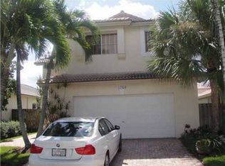 17050 NW 11th St, Pembroke Pines, FL 33028