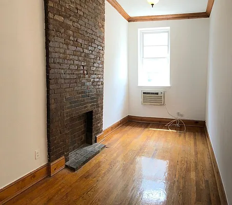 Rented by City Connections Realty | media 9