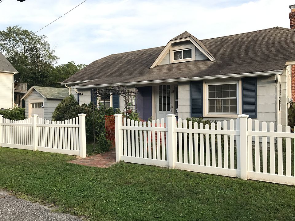 1st image of 34 Swayze St