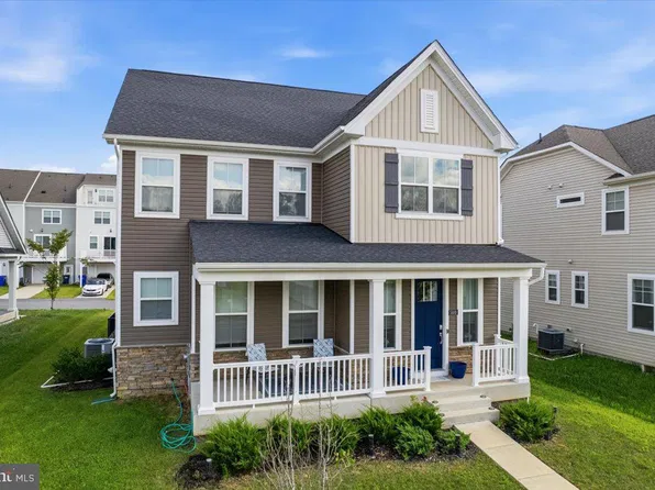 5688 Lewis Carroll Dr, White Plains, MD 20695