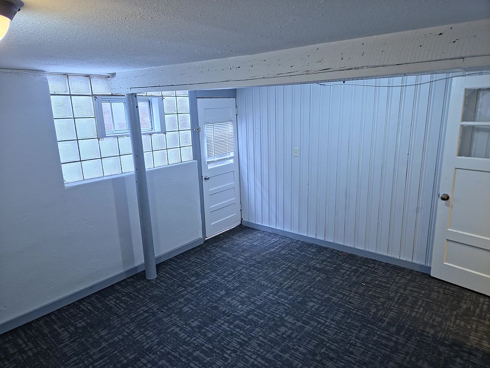 1st image of 608 E Fremont St #B