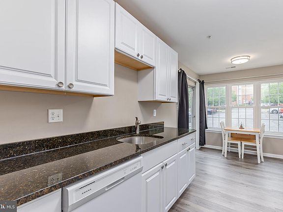 3rd image of 312 Blue Water Ct #104D