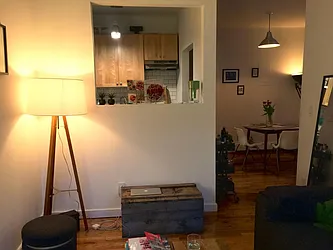 Rented by Gazal International Brokerage Group