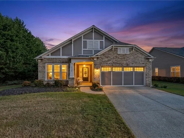 5330 Kings Hill Dr, Cumming, GA 30040