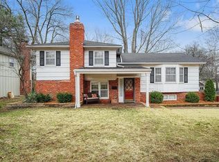 9529 Woodson St, Overland Park, KS 66207