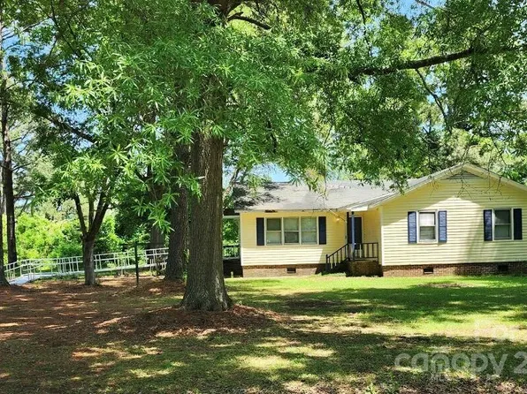 114 Williford Ave, Windsor, NC 27983