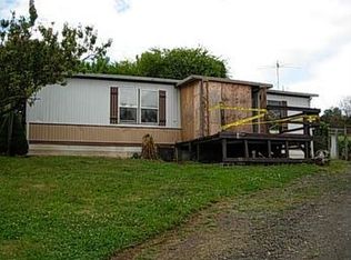 1849 E Cedar, Myrtle Point, OR 97458