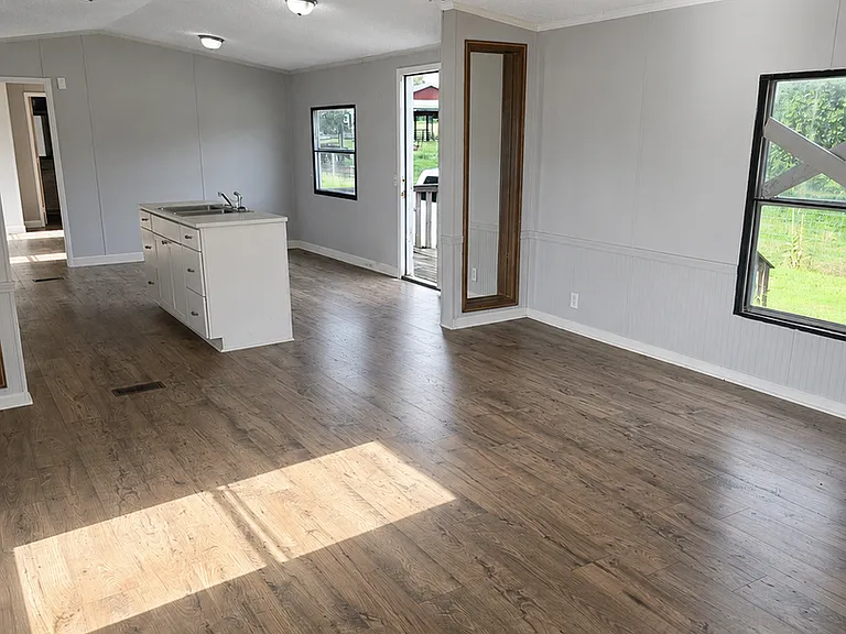 1433 Hickory Valley Rd — Photo 5